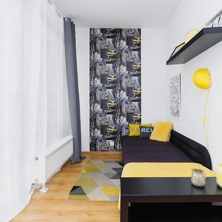 Studio Prądnik Biały Kraków by Renters Cracóvia Exterior foto